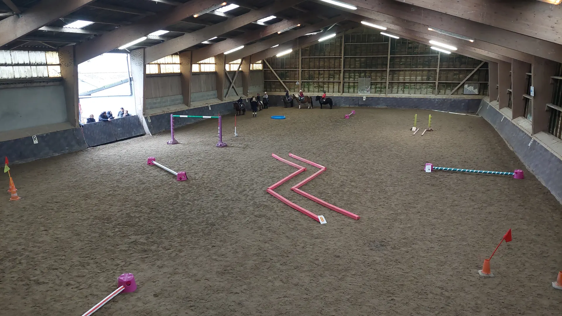 Epreuves d'Equifun en manège - Centre Equestre Municipal - Offranville