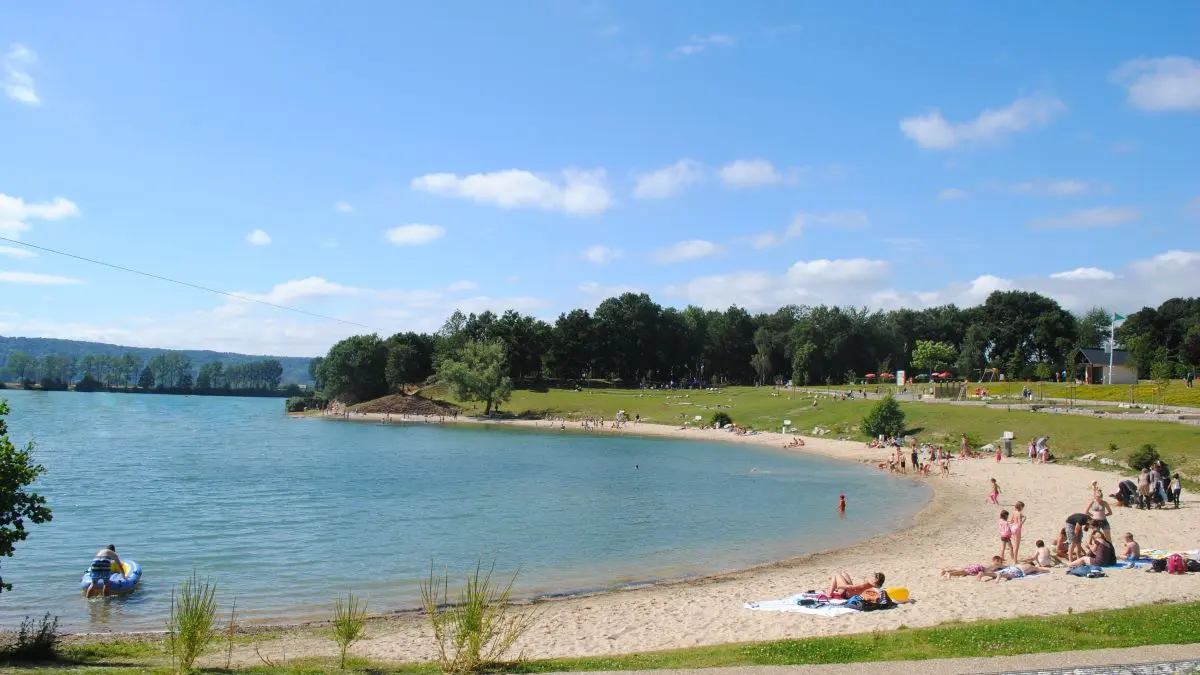 CAMPING DU LAC 3