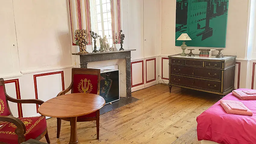 CHAMBRE-ROUGE-LEGER-2