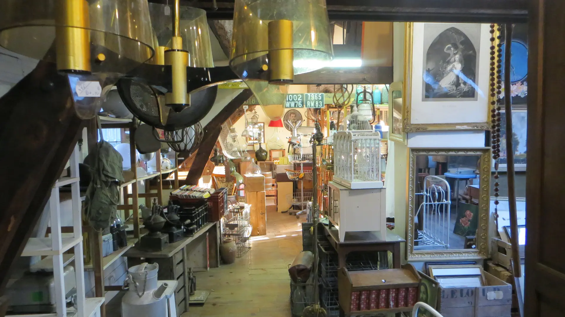 COMMERCE-Brocante-Doudeville--2-