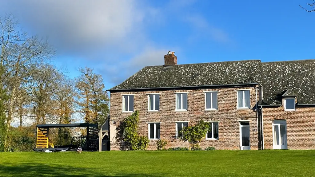 ChatGPT Image 7 déc. 2025, 12_11_02