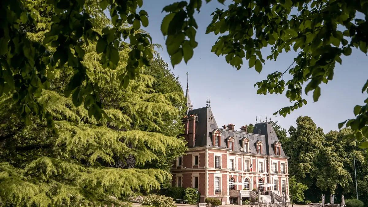 Chateau-Hotel-de-Belmesnil (7)