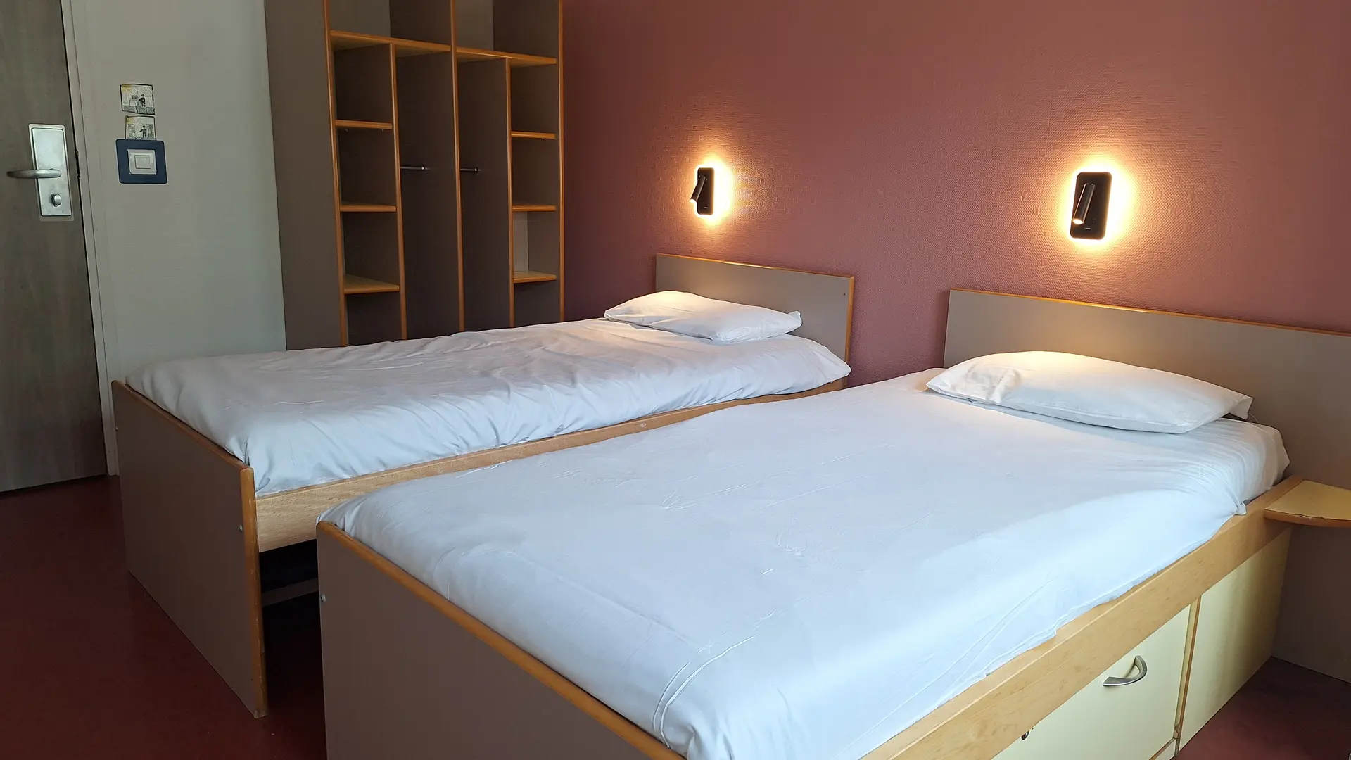 AUBERGE DE JEUNESSE 4