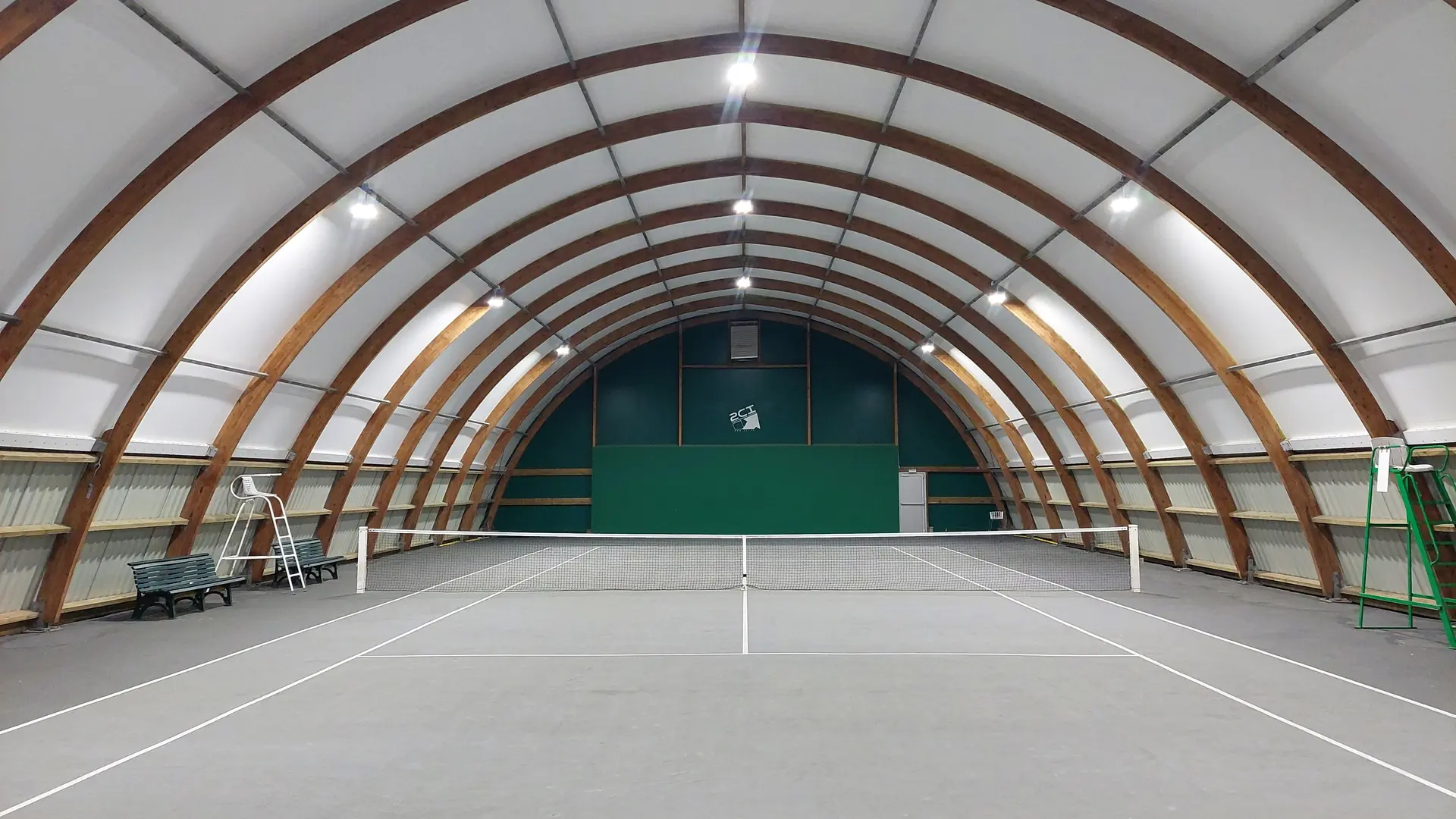 Court de tennis couvert à Offranville