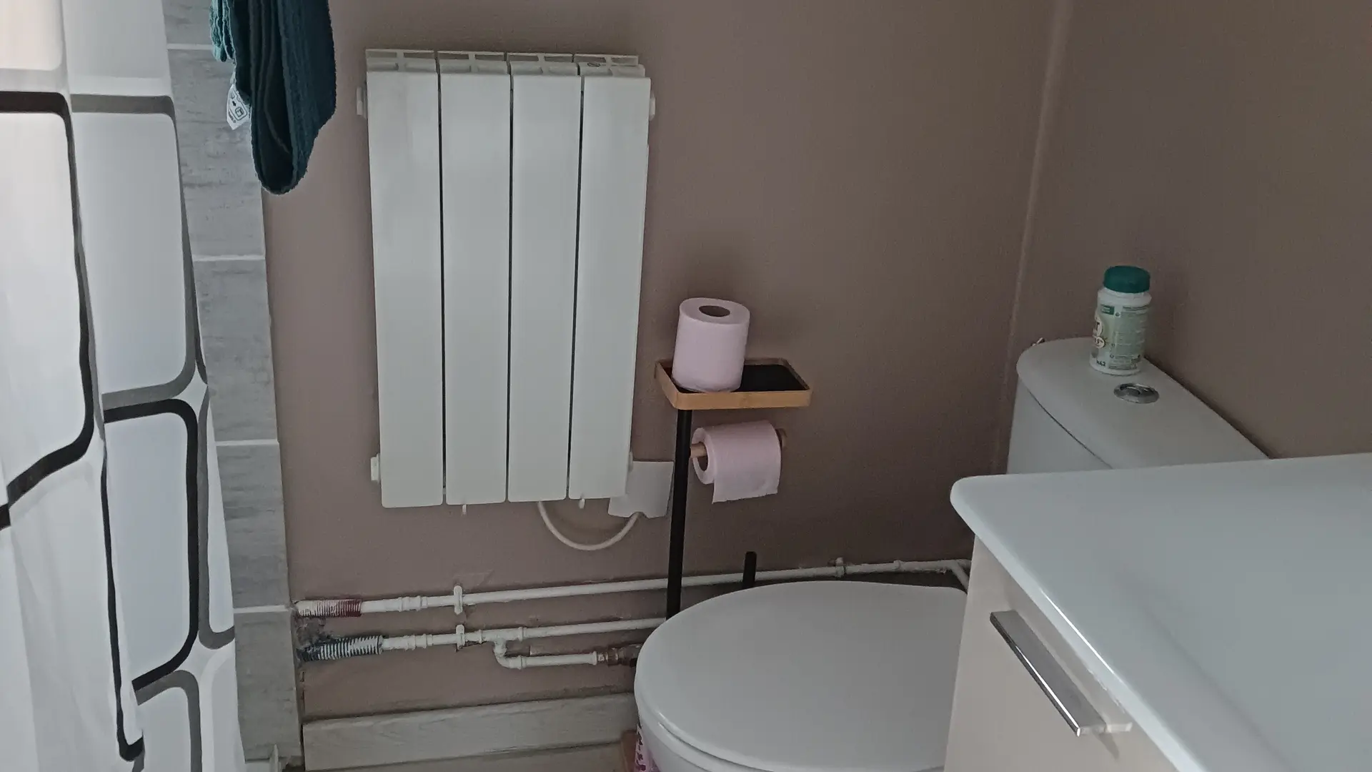 Criel_Maison-au-calme_Douche-WC_Mme-Brunel@2025