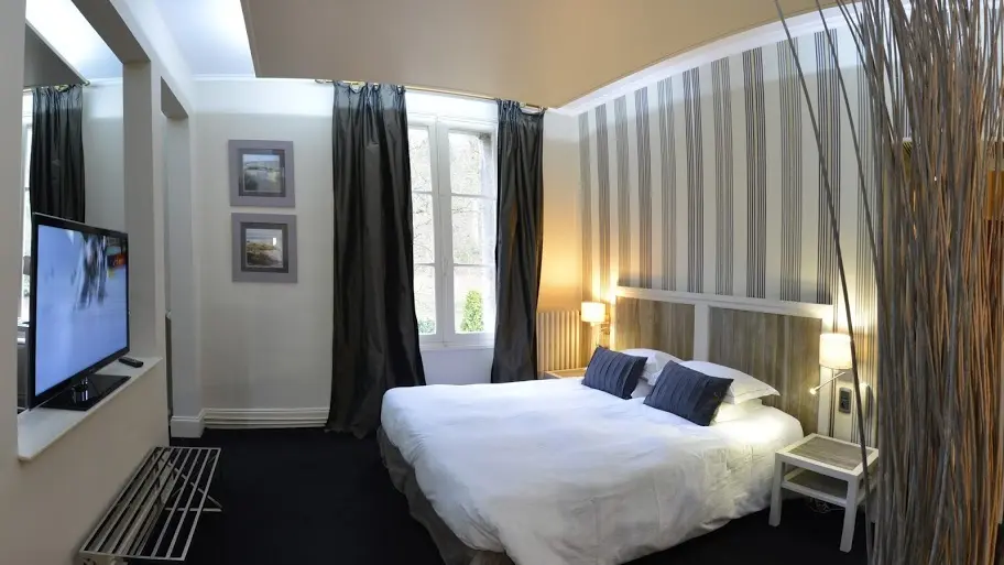 SUITE FAMILIALE Domaine de Joinville EU