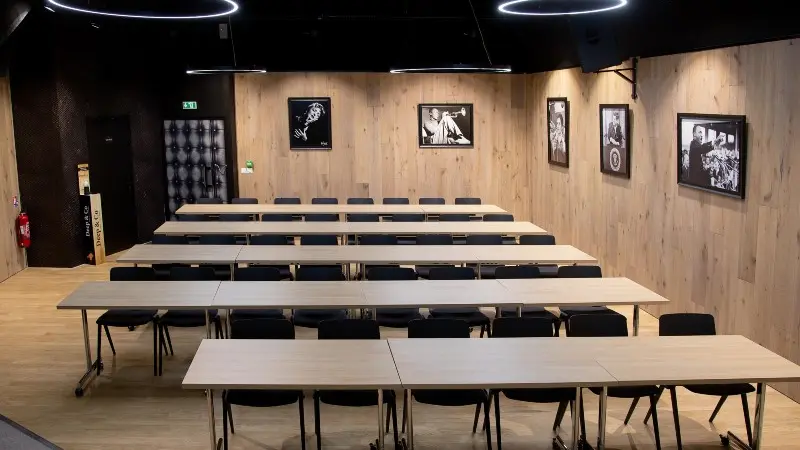 Deep & Co- salle de conférence 06