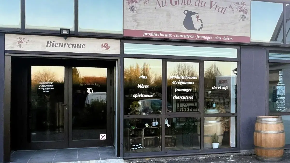 Devanture_Au_Goût_du_Vrai_Quincampoix©_Au_Gout_du_Vrai