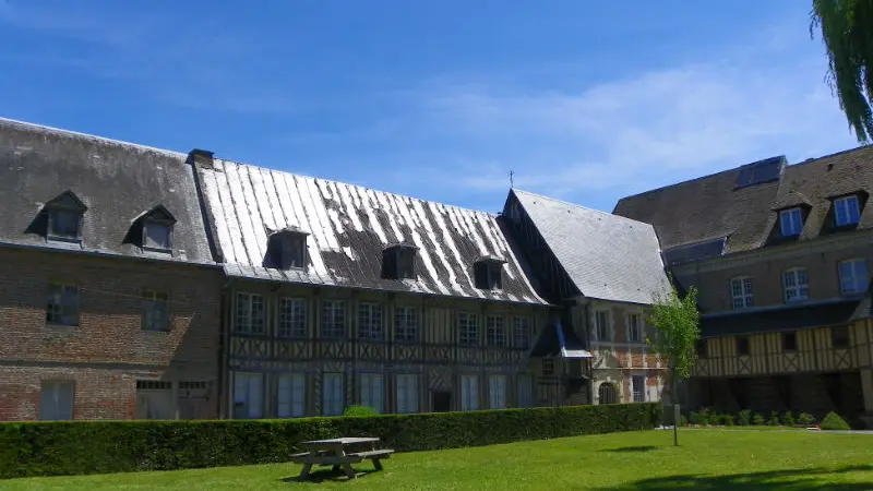 Eu - Hotel Dieu 2