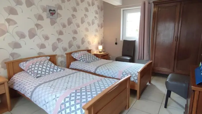 Les Saules Pleureurs