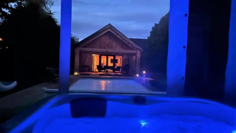 Gîtes de France® - Le Cottage des Hauts Poiriers - Piscine & Spa