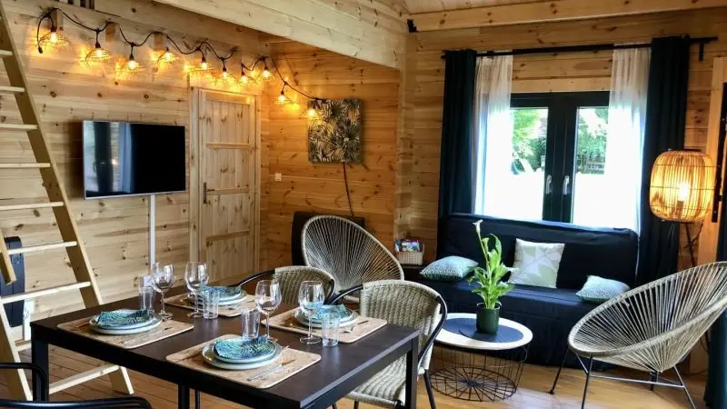 Gîtes de France® - Le Cottage des Hauts Poiriers - Piscine & Spa