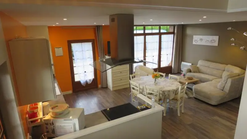 Gîtes de France® - A l'ombre du noyer