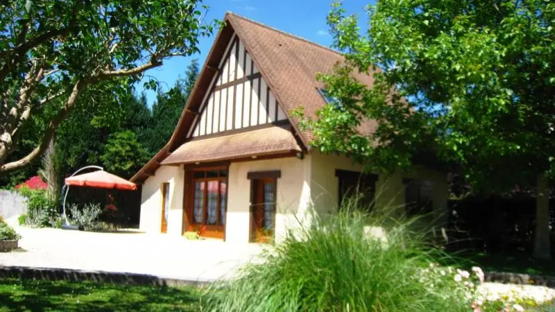 Gîtes de France® - A l'ombre du noyer