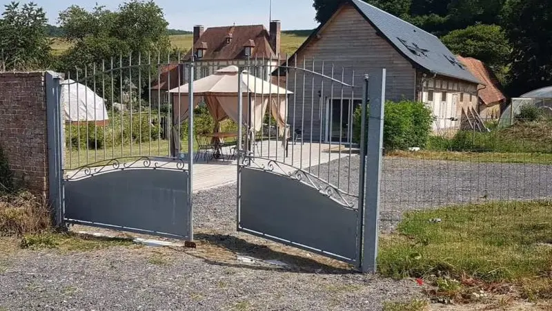 Gîtes de France® - Les Ecuries du Mesnil aux Moines