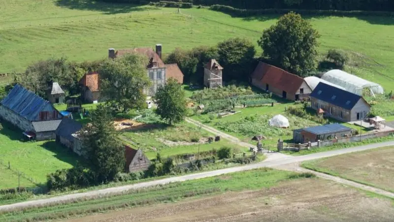 Gîtes de France® - Les Ecuries du Mesnil aux Moines