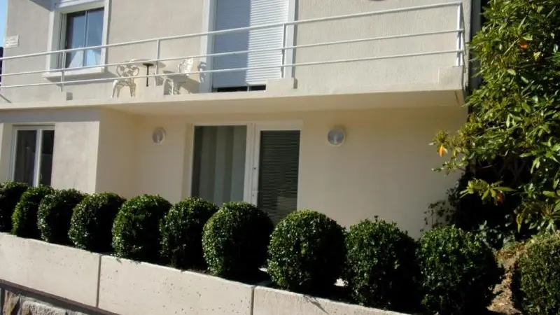 Le Petit Clos des Camélias