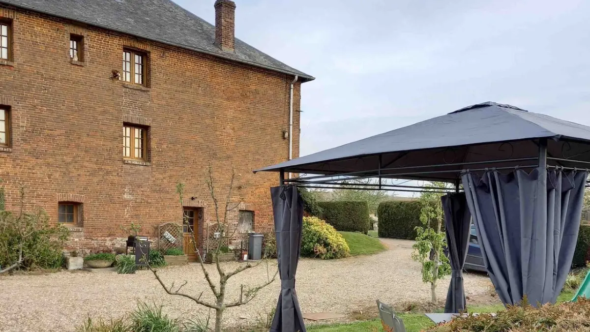 Gîte à la ferme du Mare Entrée  M. et Mme DUBOURG Saint Wandrille Rançon Rives en Seine