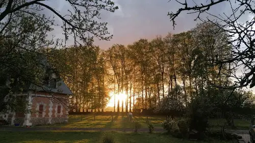 Gîte à la ferme la ferme du Manoir vue manoir Saint Nicolas de la Haie M. et Mme BRUMENT Caux Seine Tourisme-1