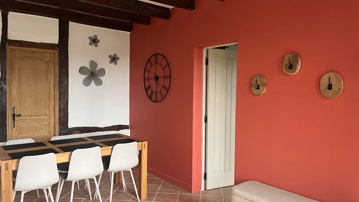 Gite-six-personnes-vieux-manoir-copyright-Maison-du-centre (7)