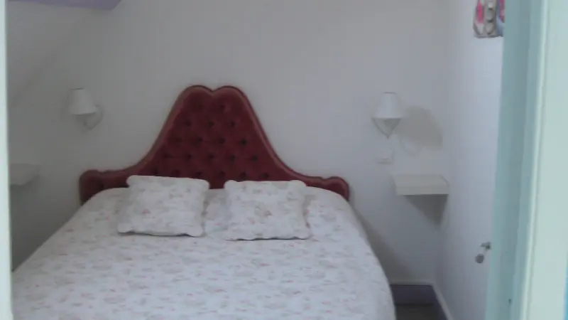 2ème chambre lit 2 personnes