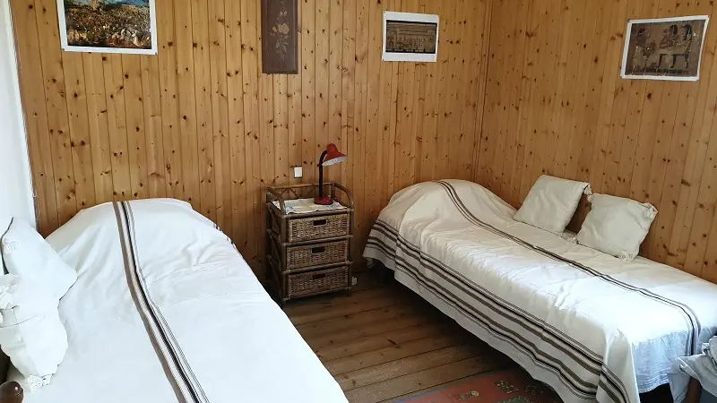 Chambre 2 - version aménagée avec 2 lits simples 190 x 90 cm