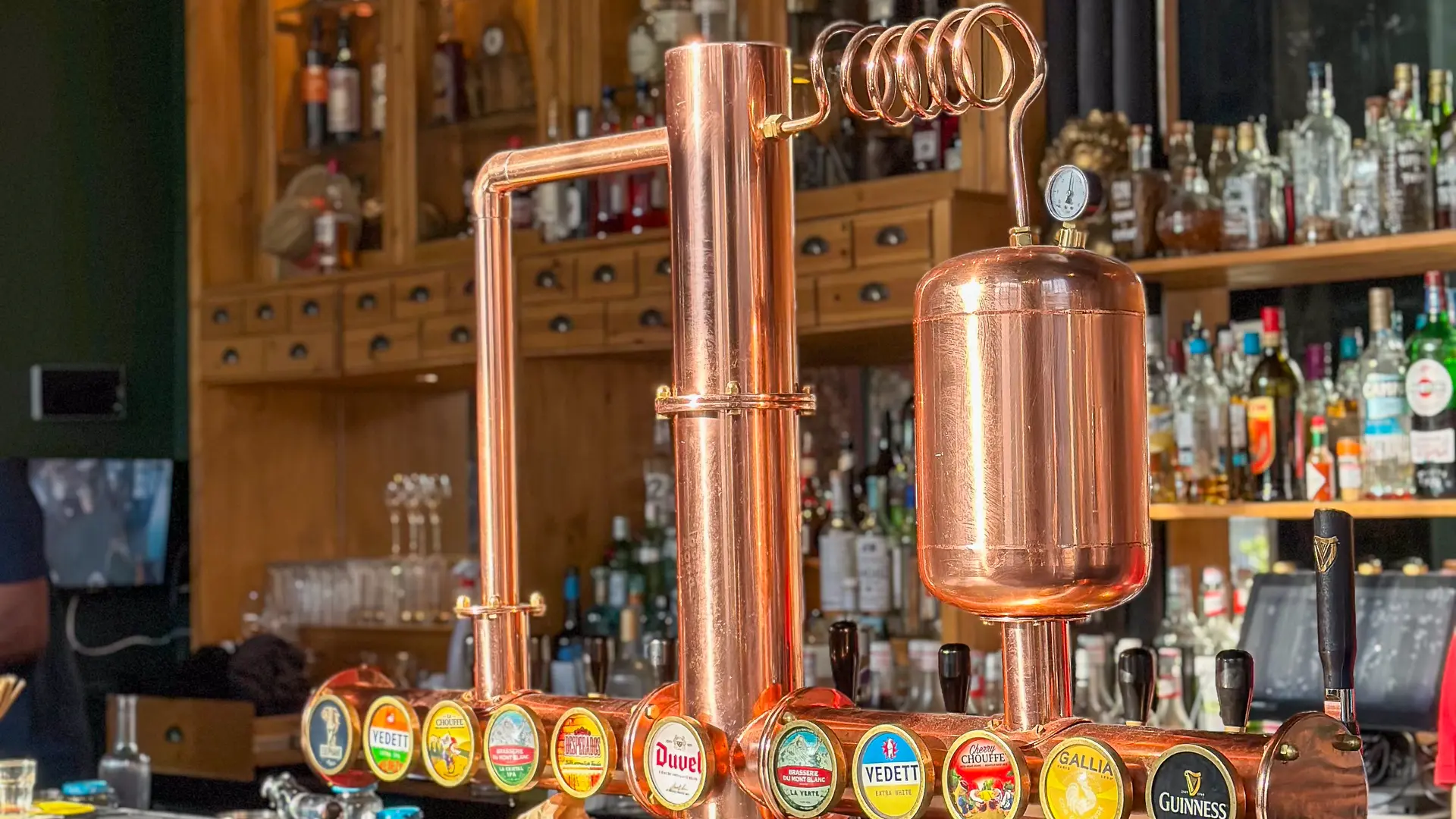 La Grande Ecole - Pub Janine 4