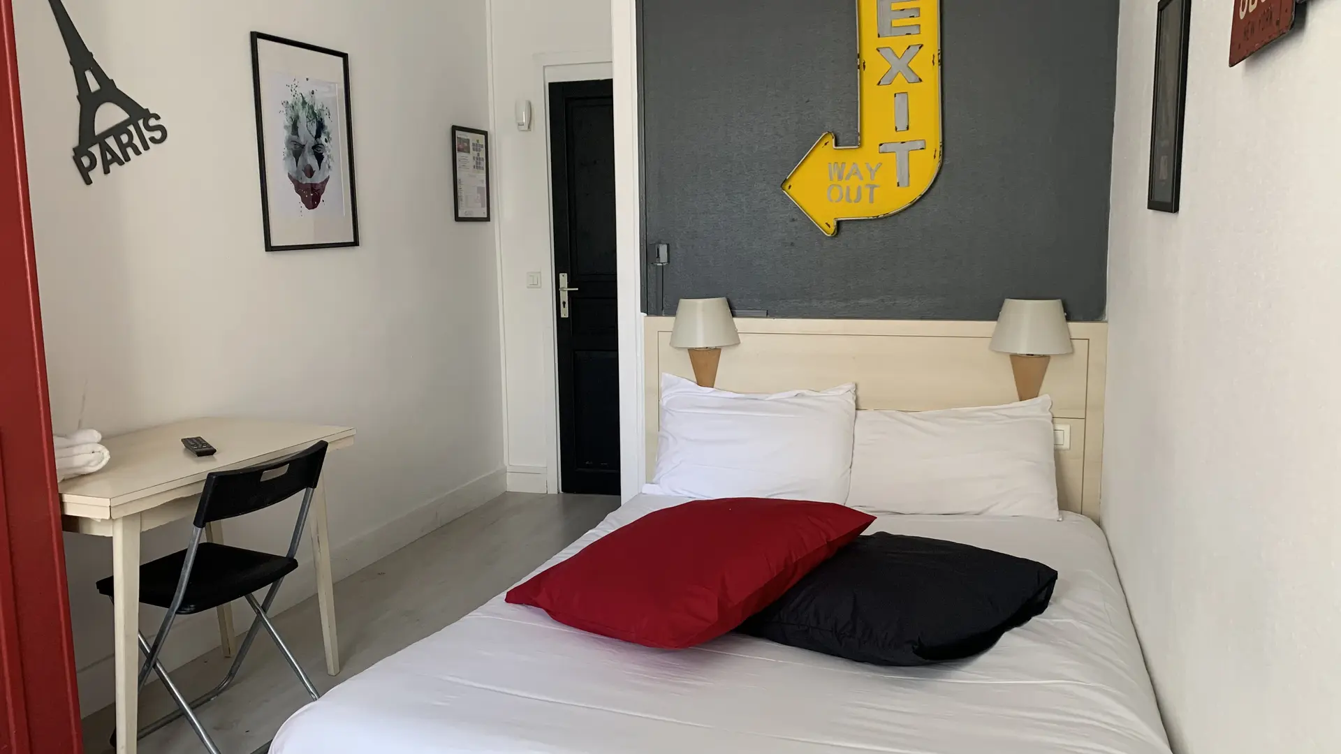 CHAMBRE
