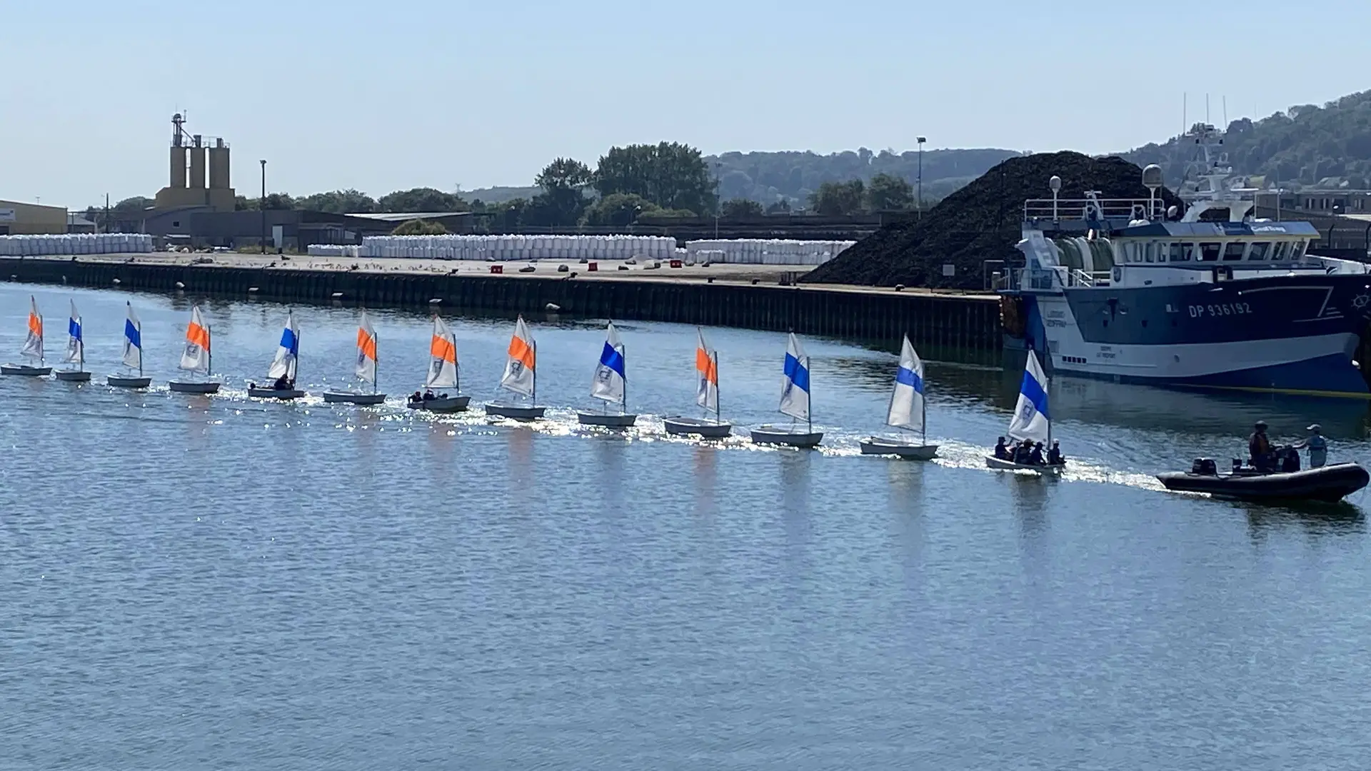 Votre activité incontournable : stage de voile avec Sensation Large