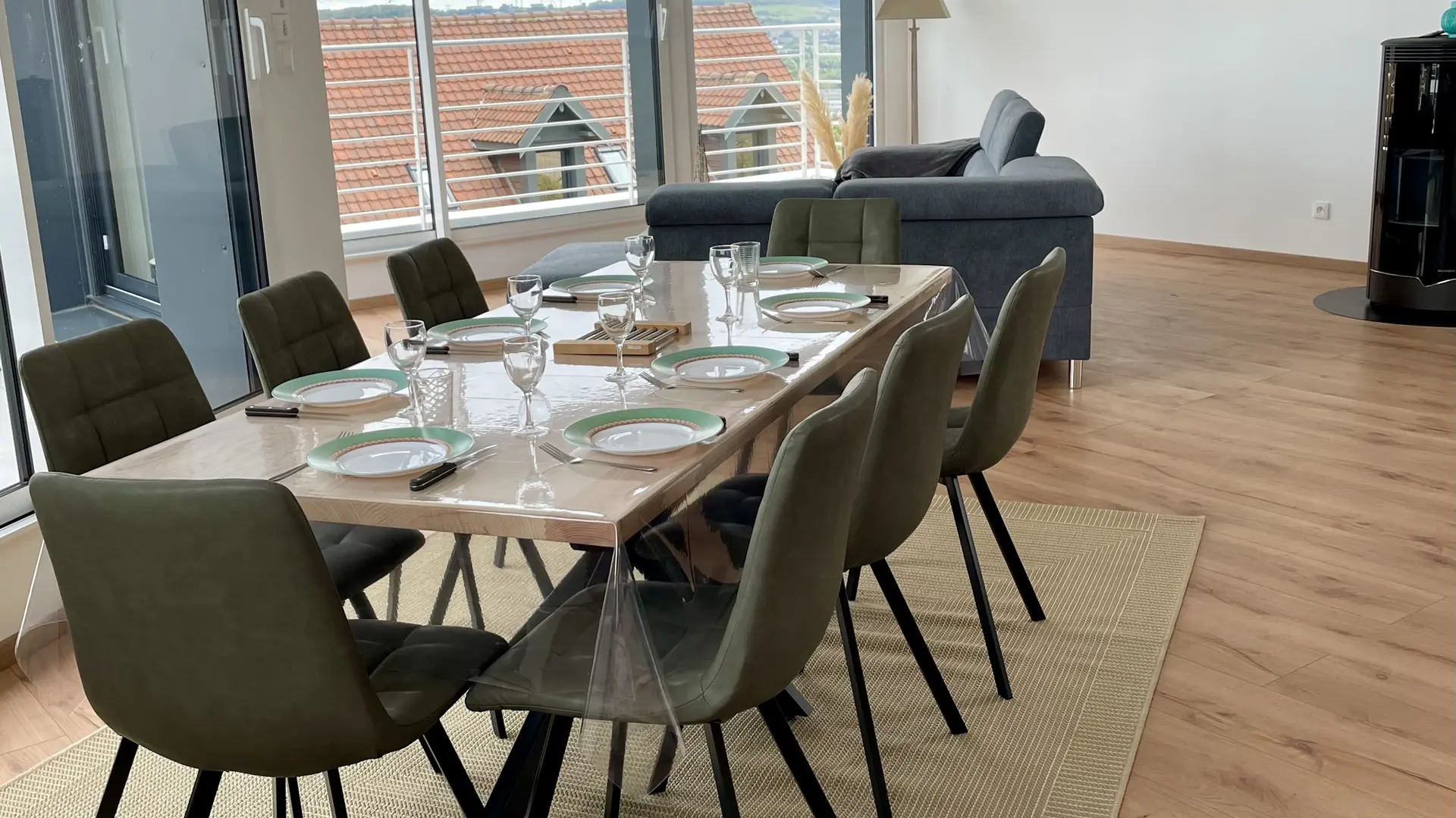 Pièce de vie : salon/ salle à manger/ cuisine