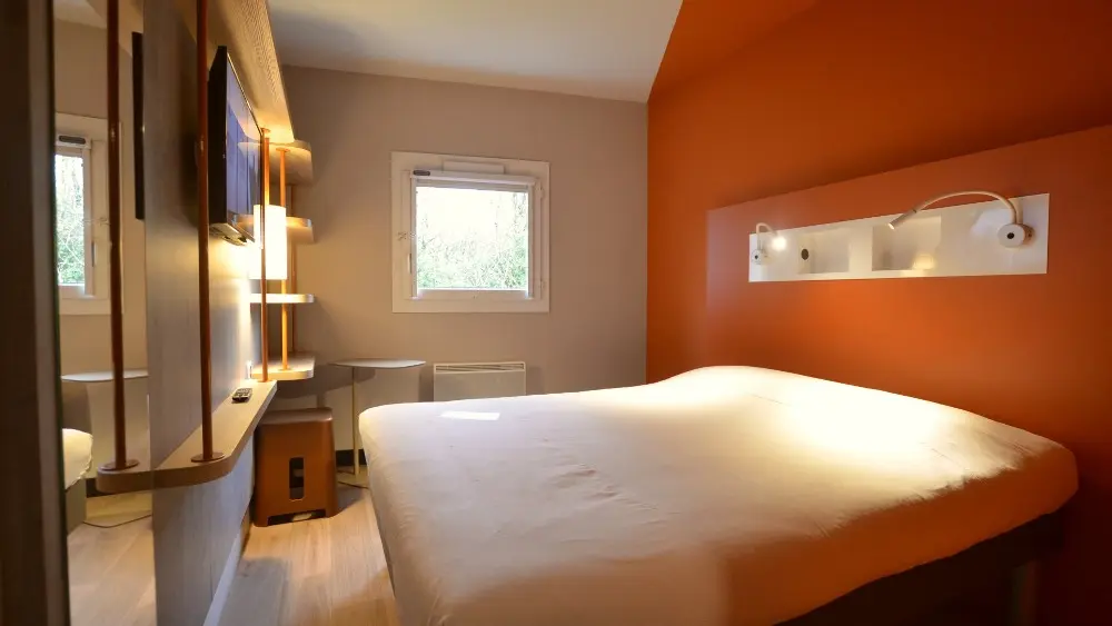 Ibis Budget Isneauville (1)