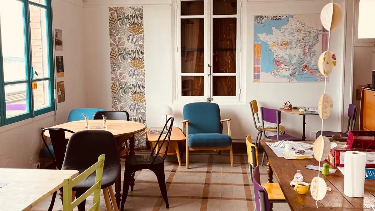 Intérieur salle à manger Pilotes villequer