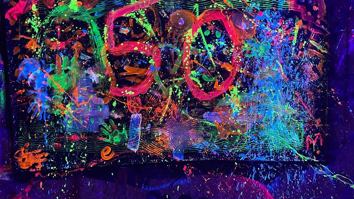 KISS MY ART 1