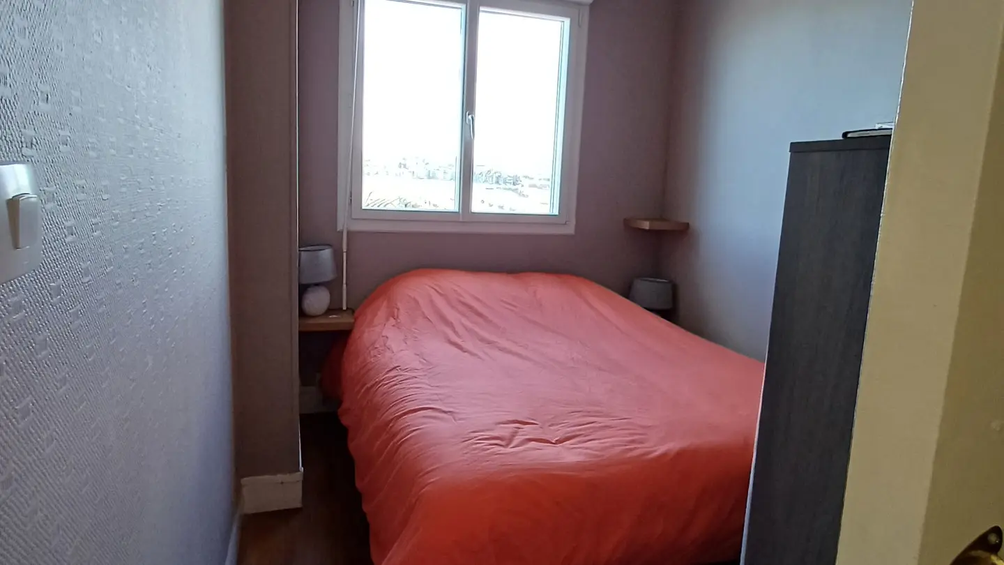 LE-TREPORT_Balcon-face-à-la-mer_Chambre_Mme-Blanchet@2024