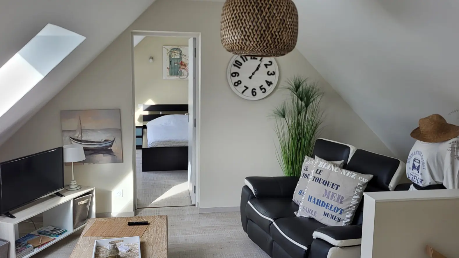 LT_Gite-Terre-et-Mer_Accès-chambres-2_M-et-Mme-Delavigne@2025