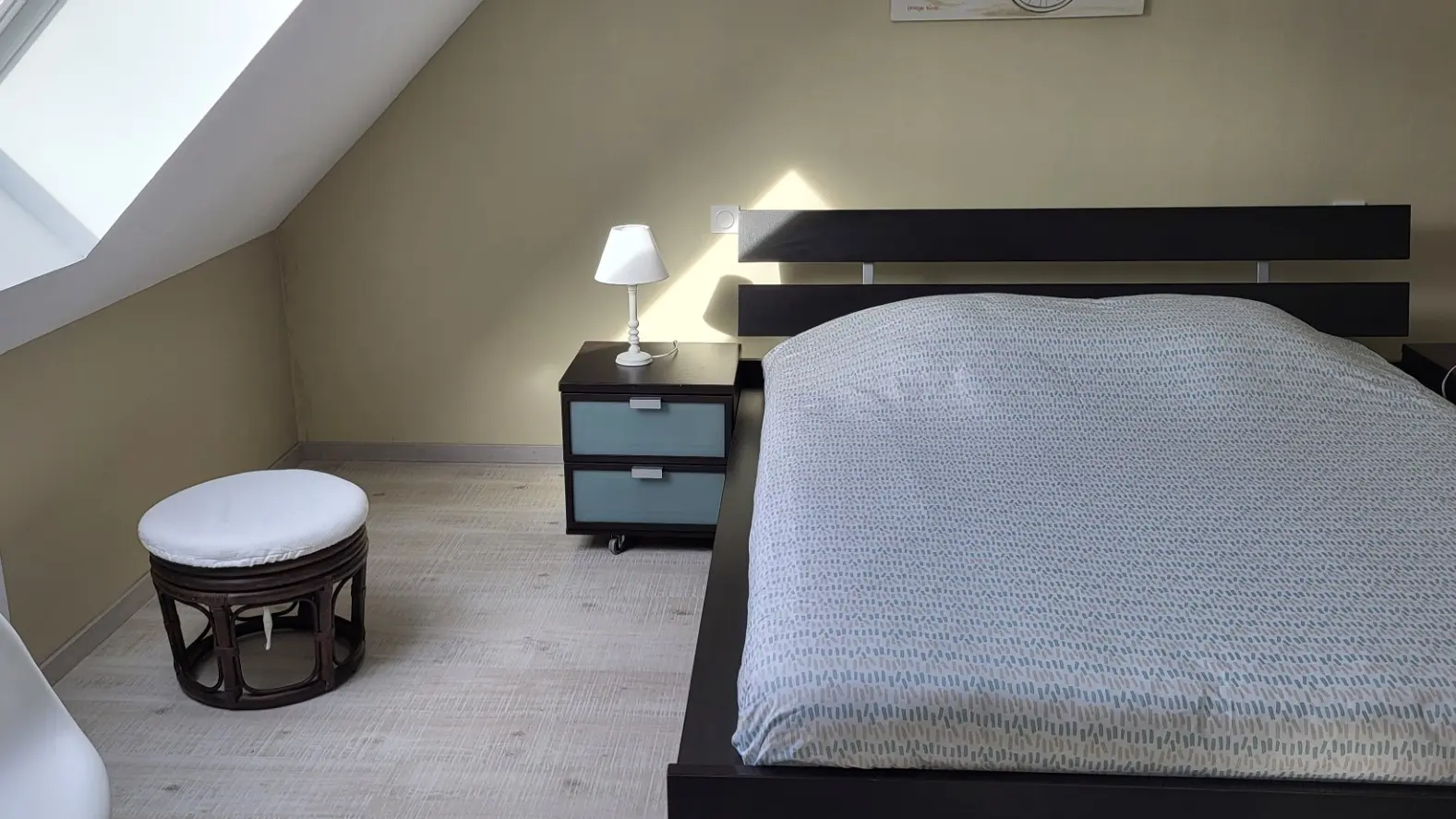 LT_Gite-Terre-et-Mer_Chambre-1-Bis_M-et-Mme-Delavigne@2025