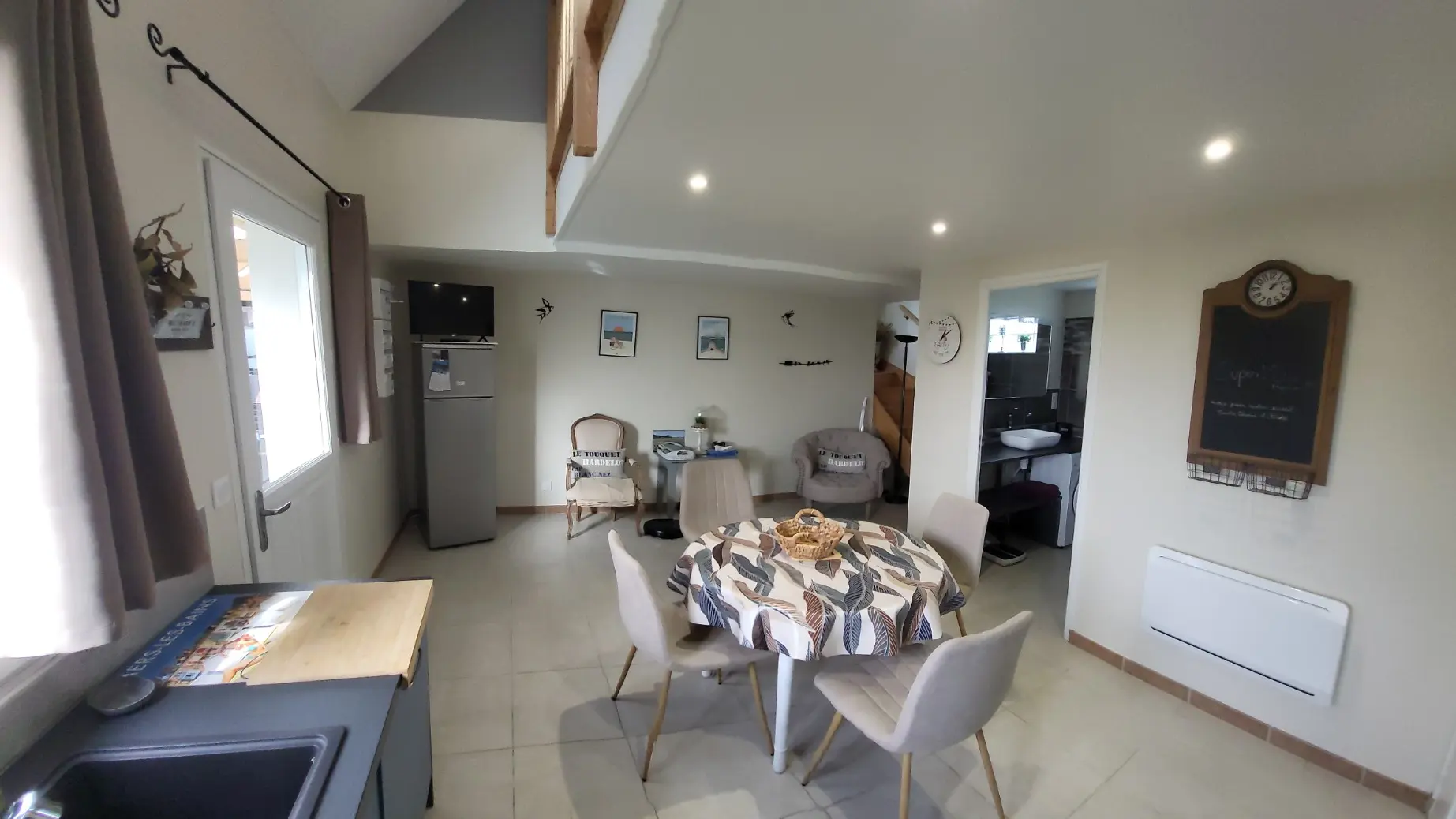 LT_Gite-Terre-et-Mer_Cuisine-2_M-et-Mme-Delavigne@2025