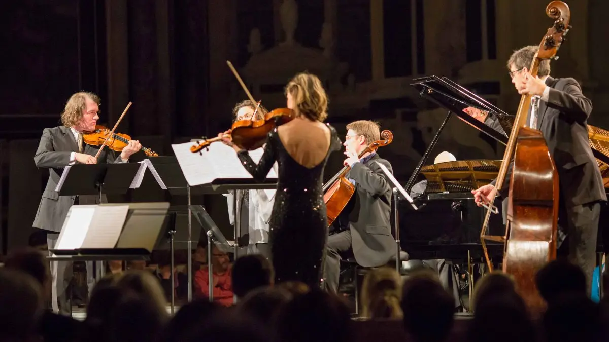 La Maison Illuminée orchestre 1
