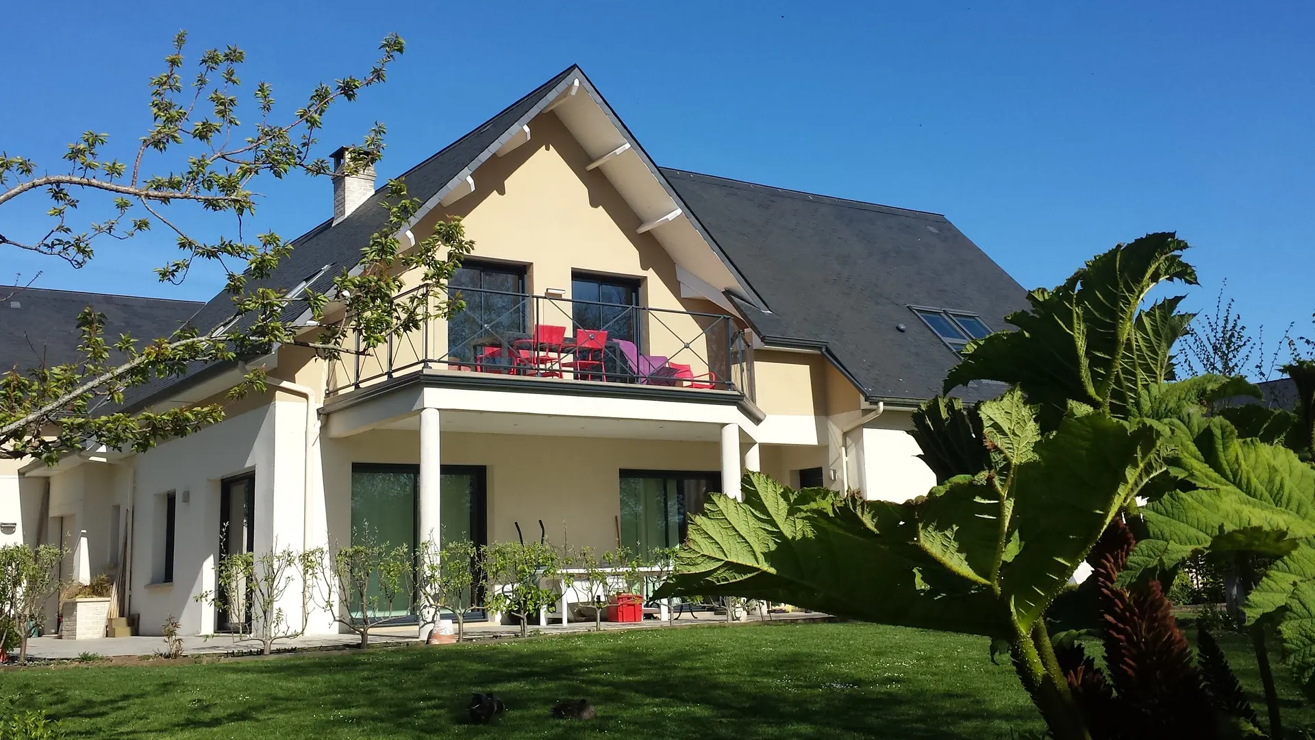 La Riv'Yères - CRIEL - Façade - 2020