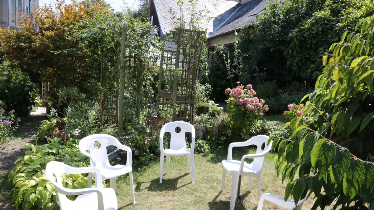 La sérénité normande jardin 4 chambres d'hôte Bolbec Mme BEURIOT Caux Seine Tourisme Accueil