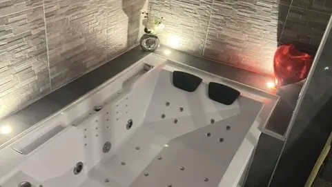 Le-Treport_Carpe-Diem_Bain-a-remous@M-MERCHEZ-2022