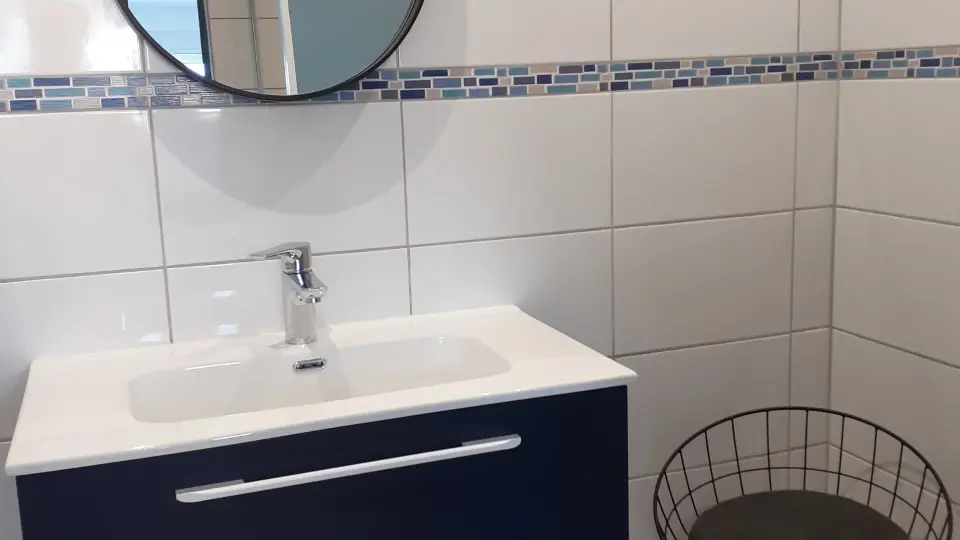 Le-Treport_Le-Grand-Bleu_Salle-de-bain@Mme-Poilly_2022