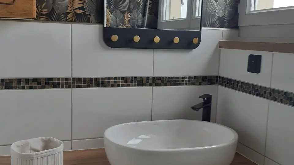 Le-Treport_Le-Grand-Bleu_Salle-de-bain1@Mme-Poilly_2022