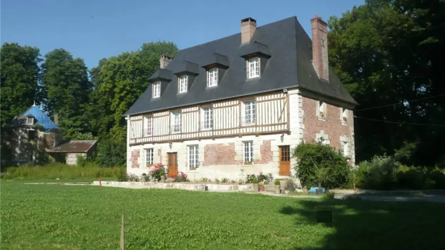 MANOIR HERICY