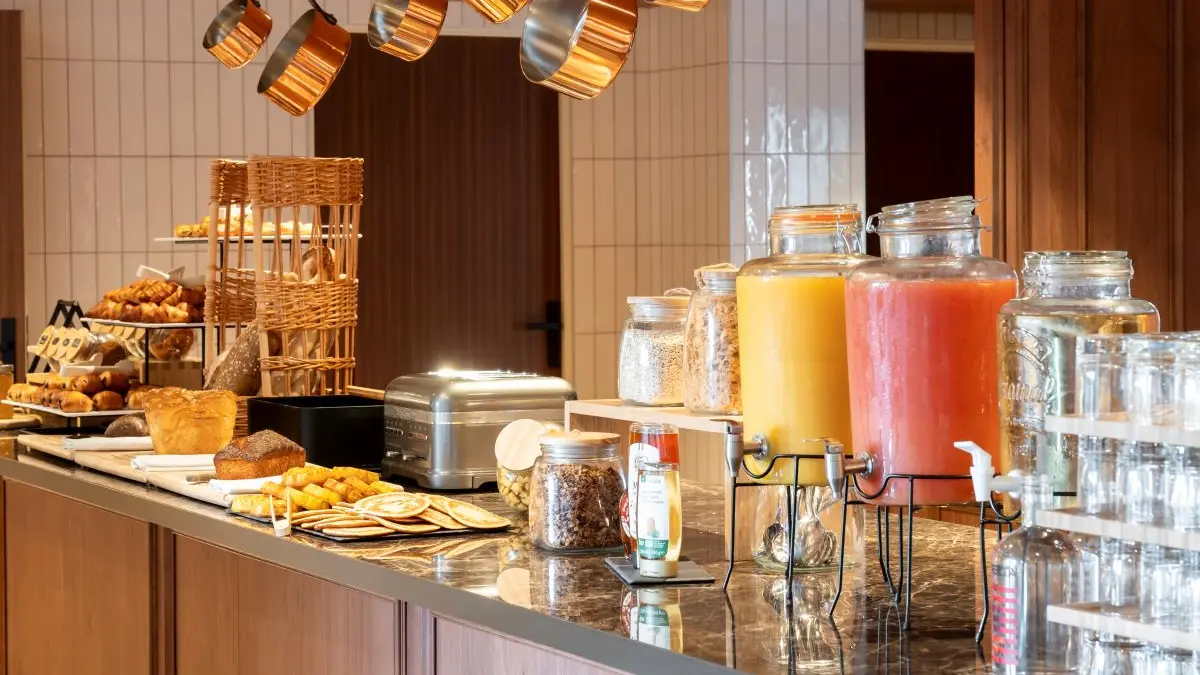 MERCURE CHAMP DE MARS PT DEJ