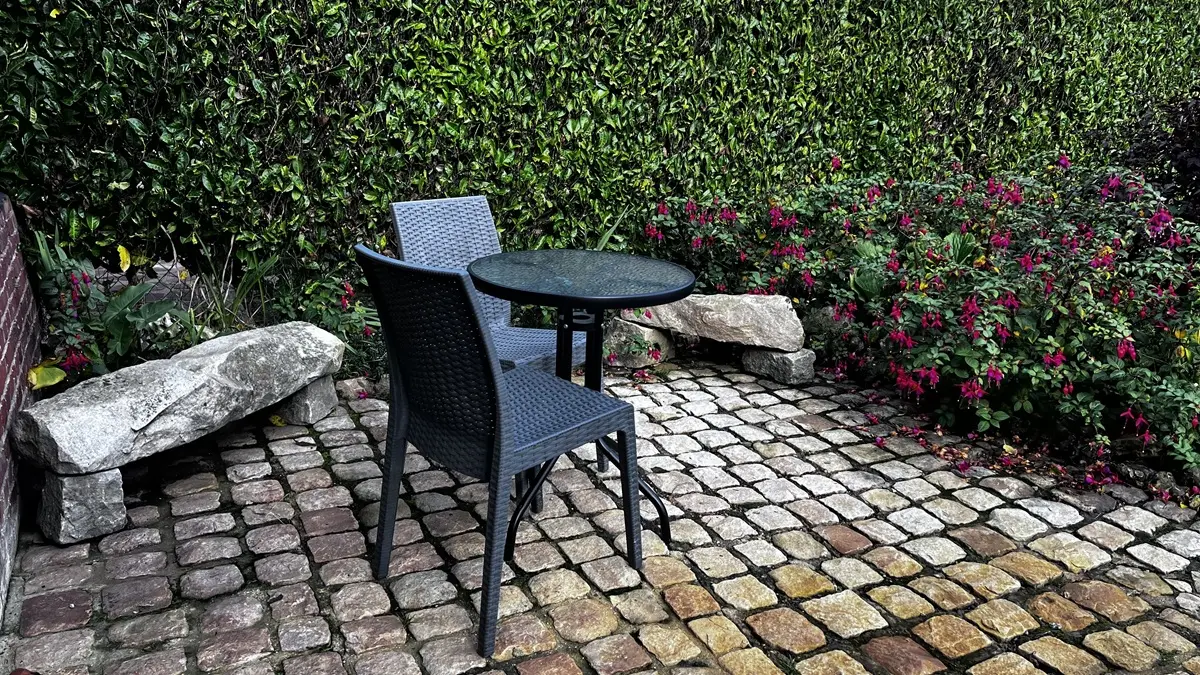 Maison-du-centre-terrasse-jardin©P-Ildefonse-OTNCV