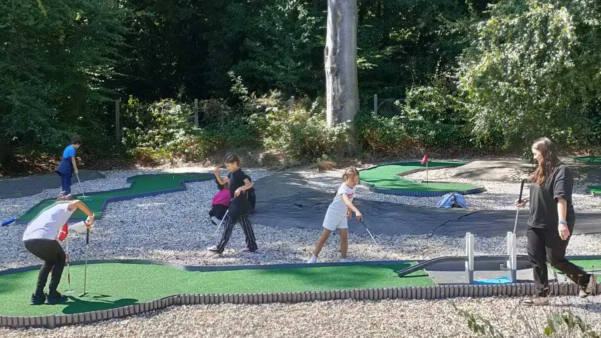 Mini-golf - Parc forestier de Montgeon