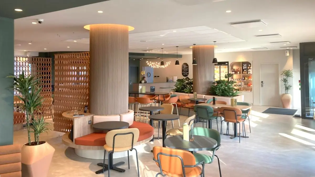 Novotel Suites Rouen Normandie - Bar - Restauration - Petit dejeuner