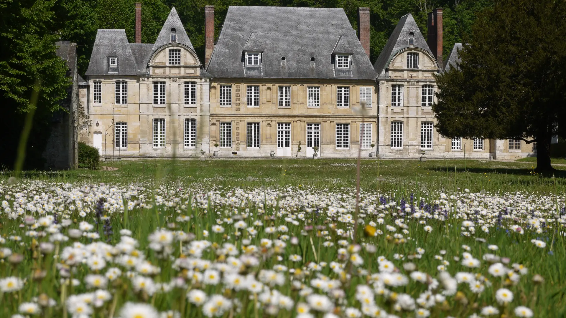 La facade au printemps