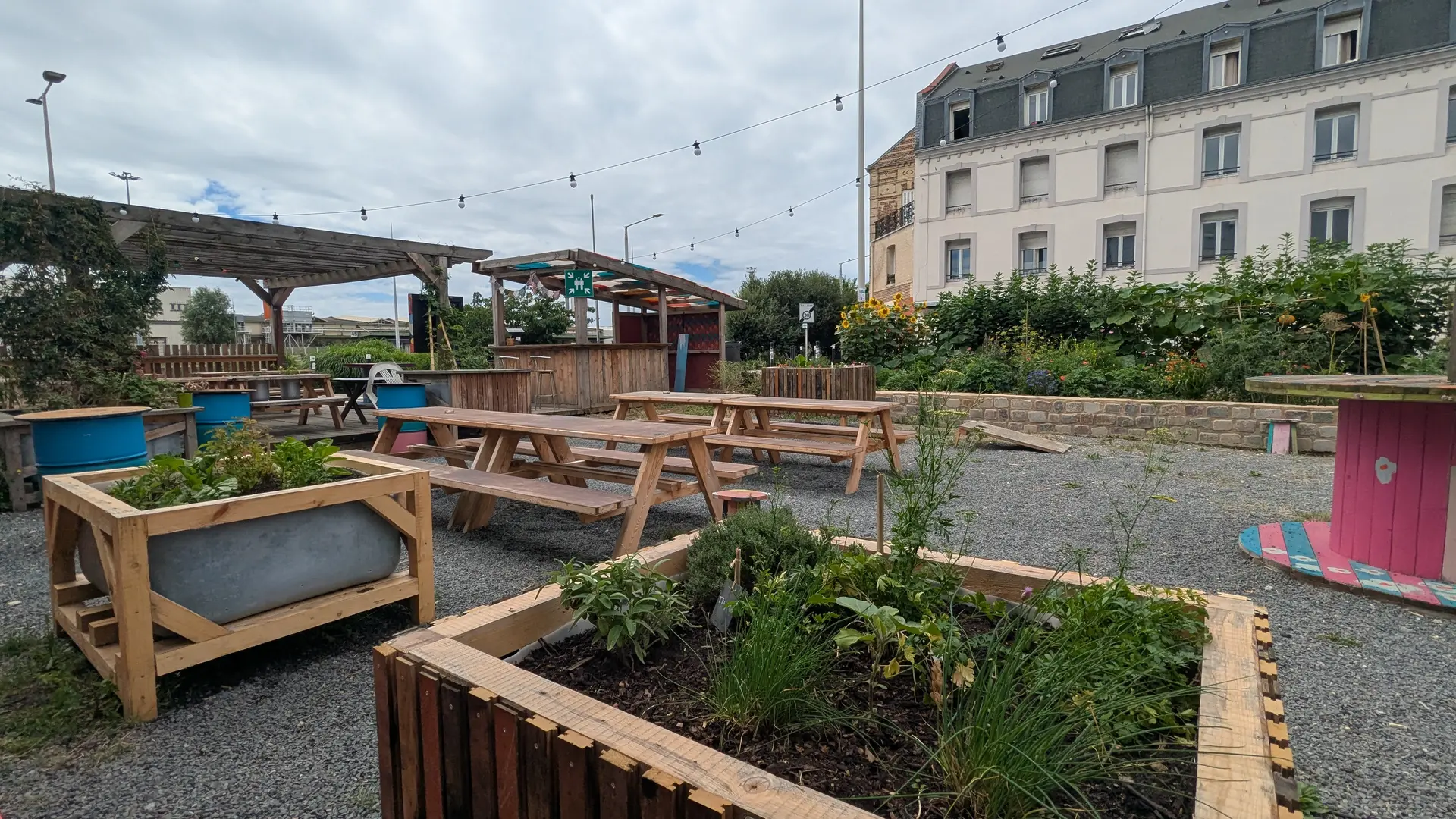 Jardins du Hangar Zéro